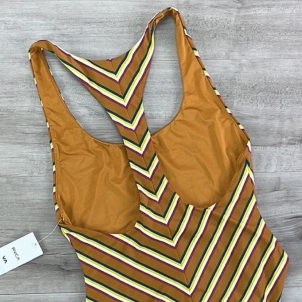 🌻 RVCA RETRO ROW MEDIUM ONE PIECE SWIMSUIT 🌻 - Picture 4 of 8